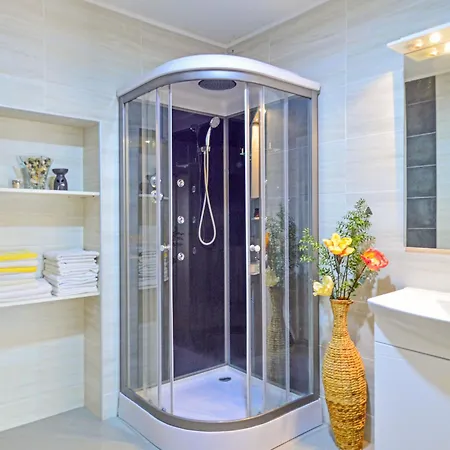 Apartment Andrea By Interhome Opatija