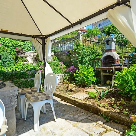 Andrea By Interhome Abbázia